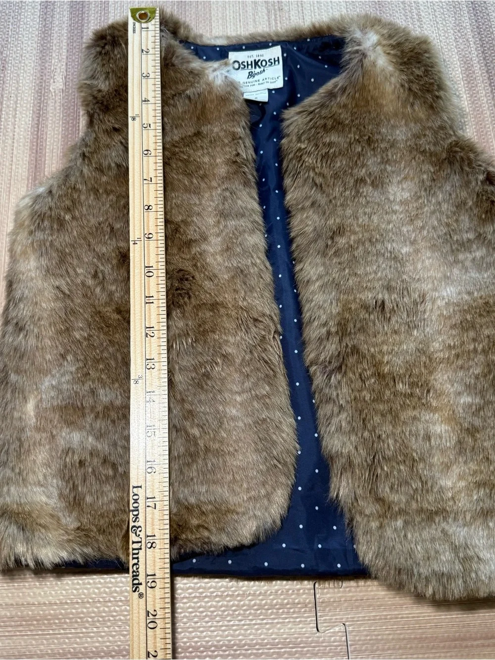 OshKosh B’gosh Girls Size 8 Brown Faux Fur Vest Sleeveless Fall Winter